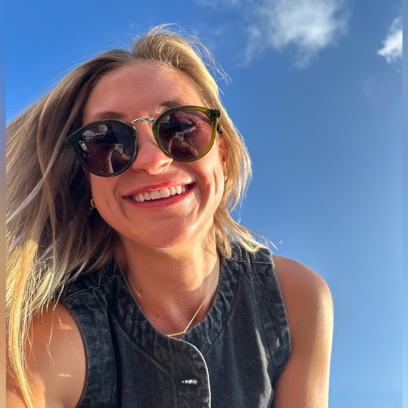 Meet your Posher, Hannah - Picture 1 of 1